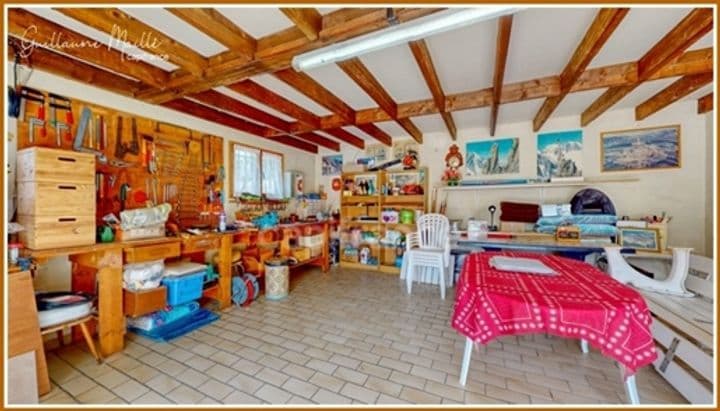 3 bedrooms house for sale in Neffies, France - Image 10