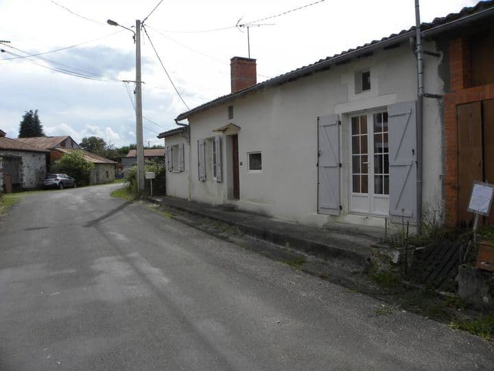 2 bedrooms house for sale in  France - Image 10