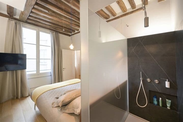 2 bedrooms apartment for sale in Paris 8eme, France - Image 9