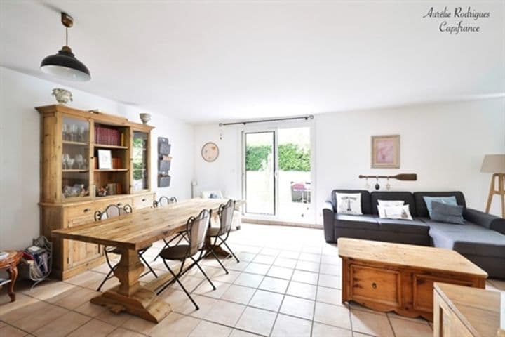 4 bedrooms house for sale in Saint-Denis-les-Bourg, France