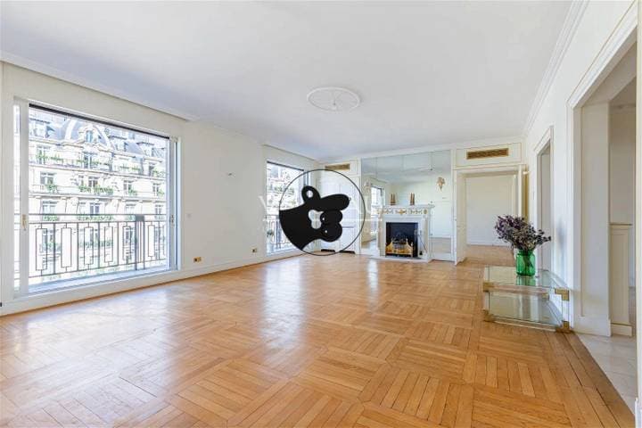 4 bedrooms house for sale in Paris (75), France - Image 3