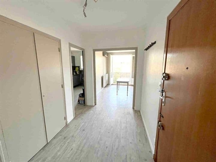 2 bedrooms apartment for sale in Apt, France - Image 6