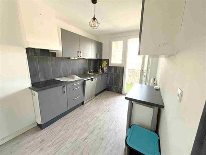 2 bedrooms apartment for sale in Apt, France