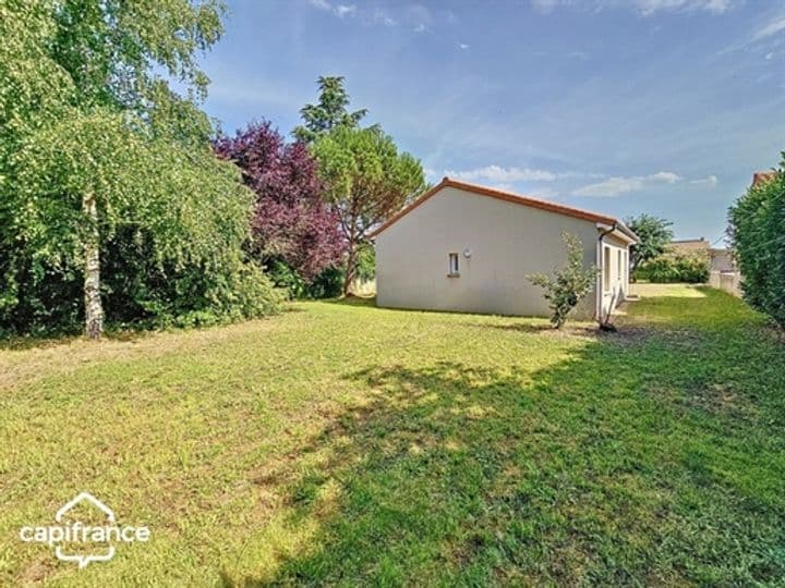 3 bedrooms house for sale in Thouars, France - Image 12