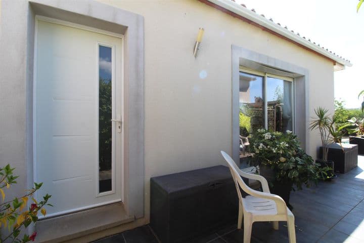 House for sale in Fabrezan, France - Image 2