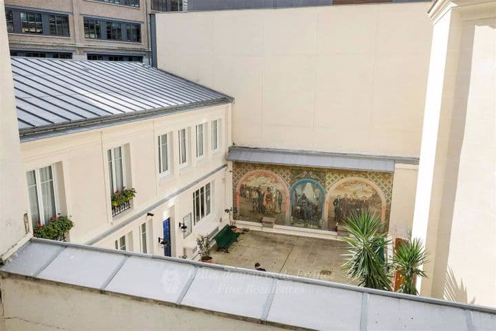 2 bedrooms house for sale in  France - Image 10