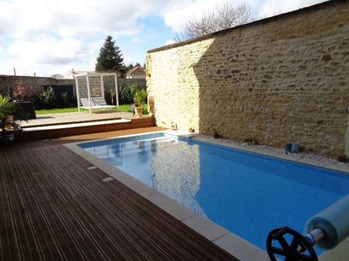 2 bedrooms house for sale in  France - Image 2