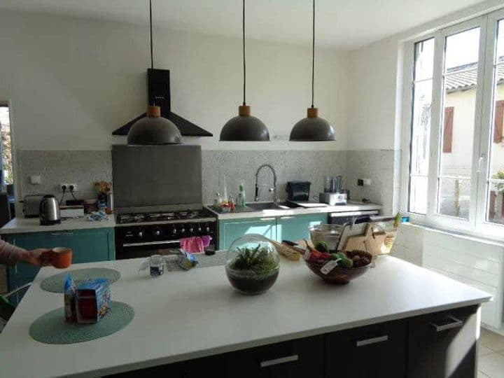 2 bedrooms house for sale in  France - Image 3