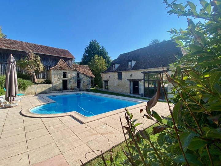 7 bedrooms house for sale in  France - Image 3