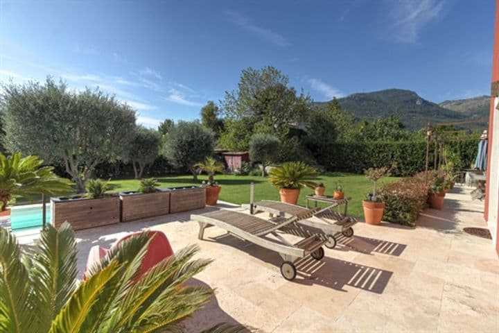 5 bedrooms house for sale in Saint-Martin-du-Var, France - Image 3