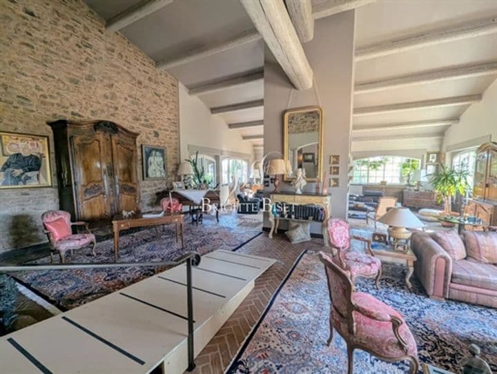 8 bedrooms other for sale in Gonfaron, France - Image 4