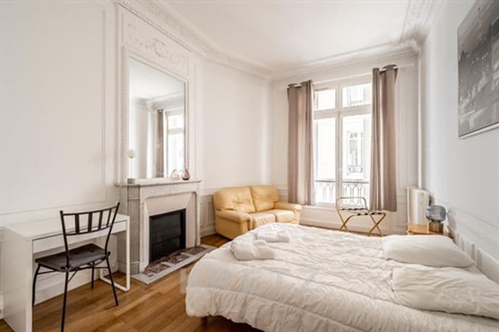 4 bedrooms apartment for sale in Paris 17eme, France - Image 7