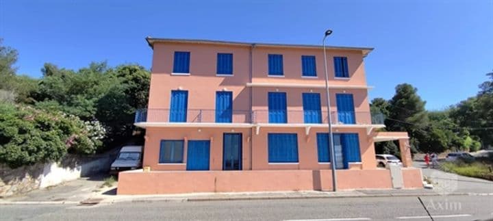 Building for sale in Saint-Raphael, France - Image 8