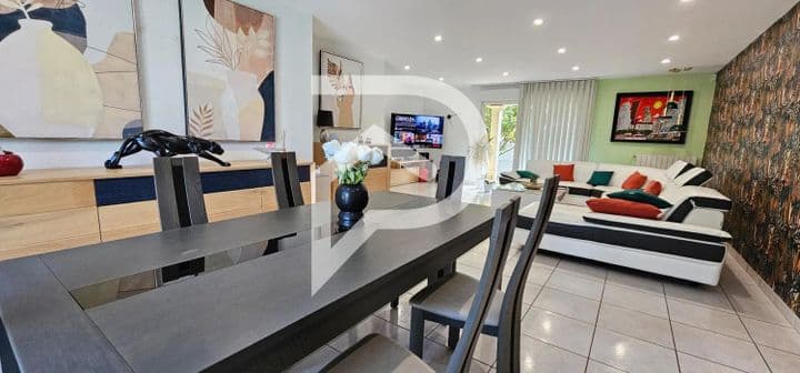 5 bedrooms house for sale in  France - Image 8