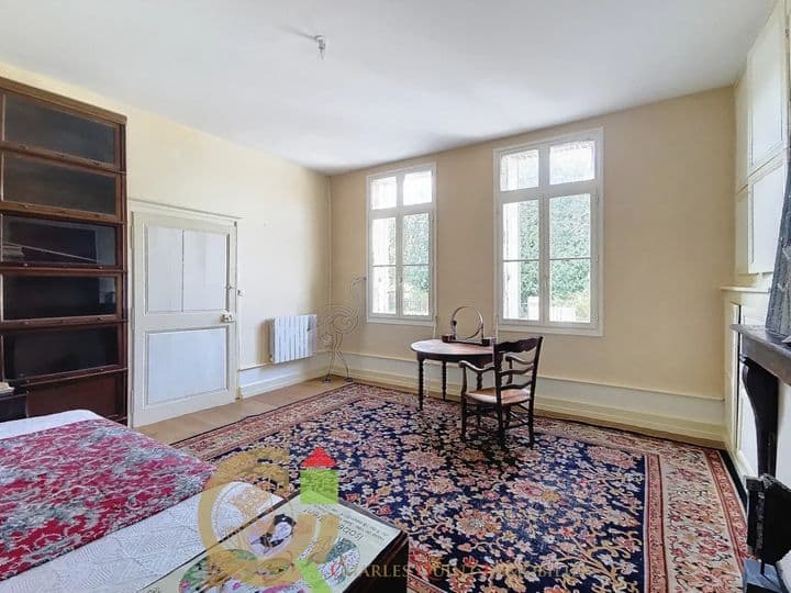2 bedrooms house for sale in  France - Image 7