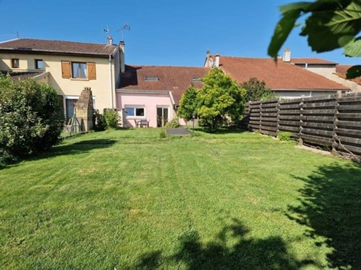 House for sale in Mirecourt, France - Image 12