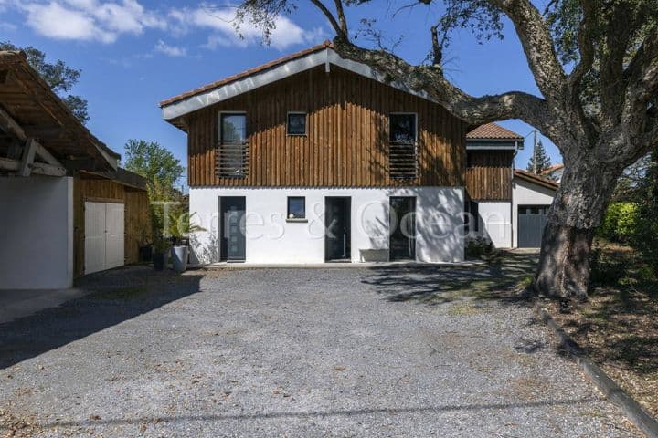 6 bedrooms house for sale in  France - Image 5