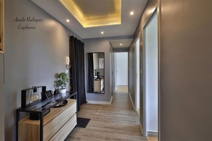 2 bedrooms apartment for sale in Macon, France - Image 5