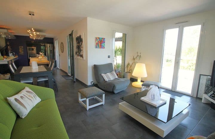 5 bedrooms house for sale in  France - Image 4