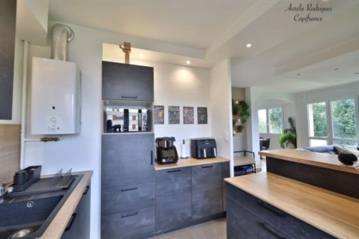 2 bedrooms apartment for sale in Macon, France - Image 2