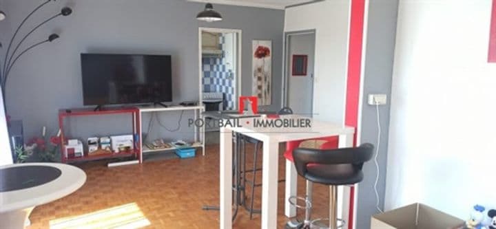 2 bedrooms apartment for sale in Bruges, France