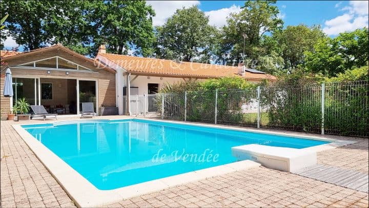 4 bedrooms house for sale in challans, France - Image 6