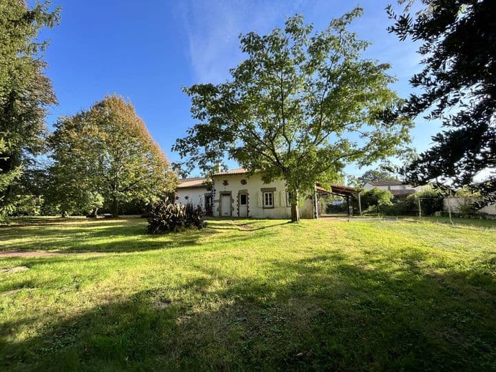 7 bedrooms house for sale in moncoutant sur sevre, France