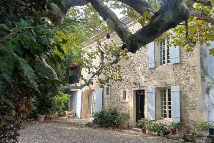 5 bedrooms house for sale in  France