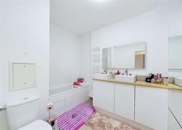 2 bedrooms apartment for sale in Nanterre, France - Image 3