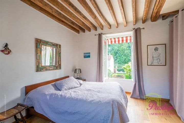 4 bedrooms other for sale in Le Mesnil-le-Roi, France