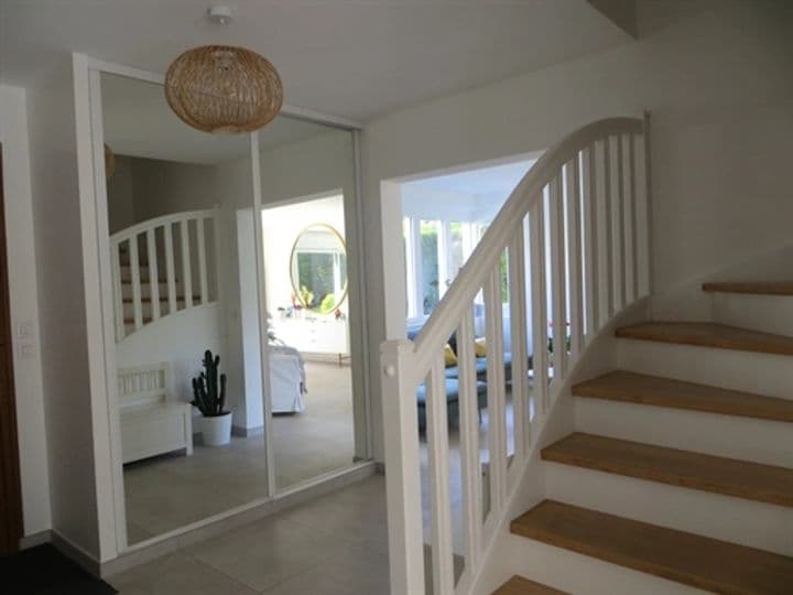 5 bedrooms other for sale in Le Mesnil-le-Roi, France - Image 3