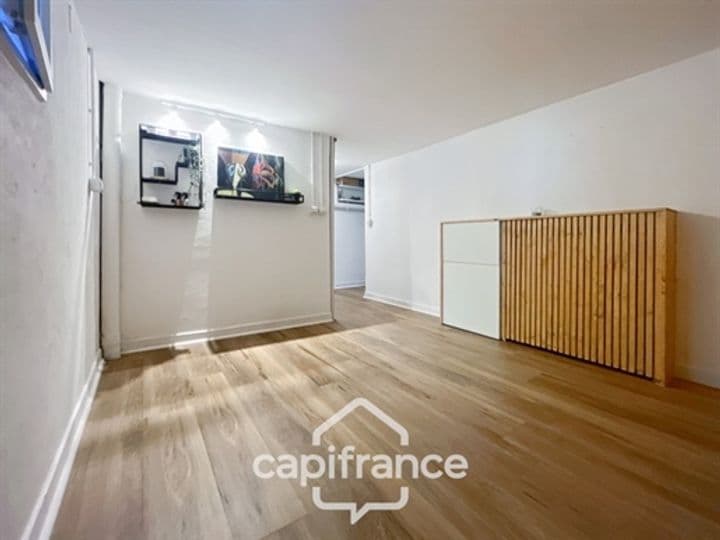 2 bedrooms other for sale in Saint-Maur-des-Fosses, France - Image 12