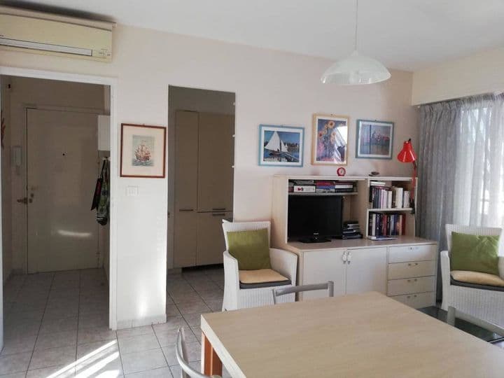 2 bedrooms house for sale in  France - Image 4