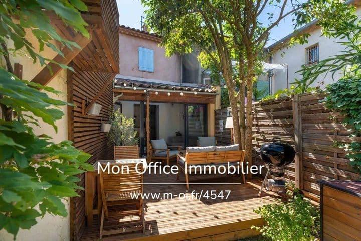 2 bedrooms house for sale in  France - Image 10