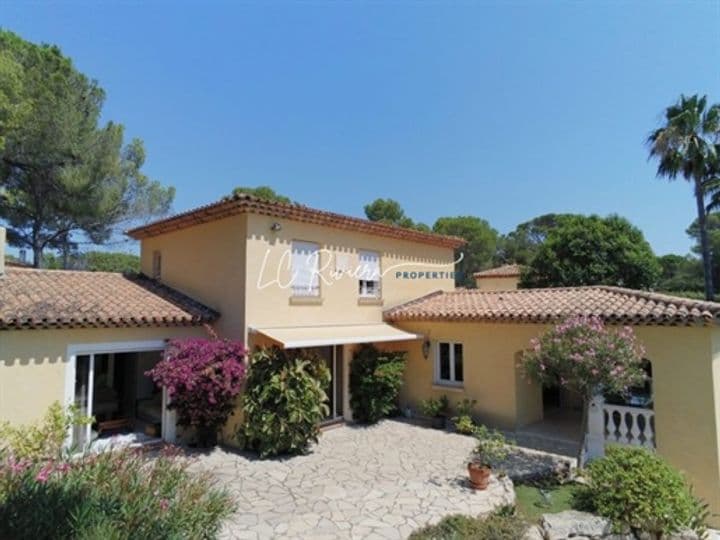 5 bedrooms house for sale in Saint-Raphael, France