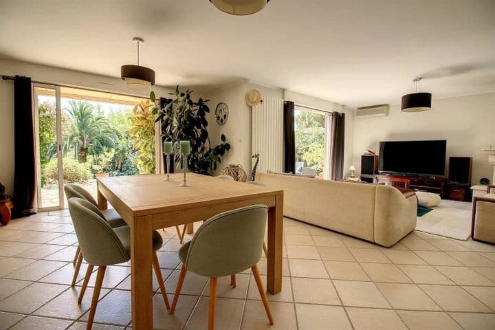 5 bedrooms house for sale in  France - Image 8