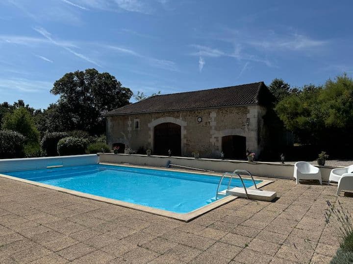 5 bedrooms house for sale in  France - Image 9