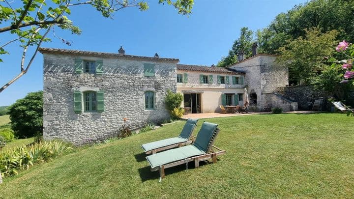 7 bedrooms house for sale in  France - Image 7