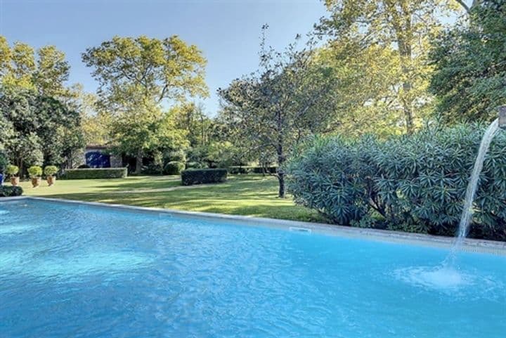 8 bedrooms house for sale in Uzes, France - Image 2