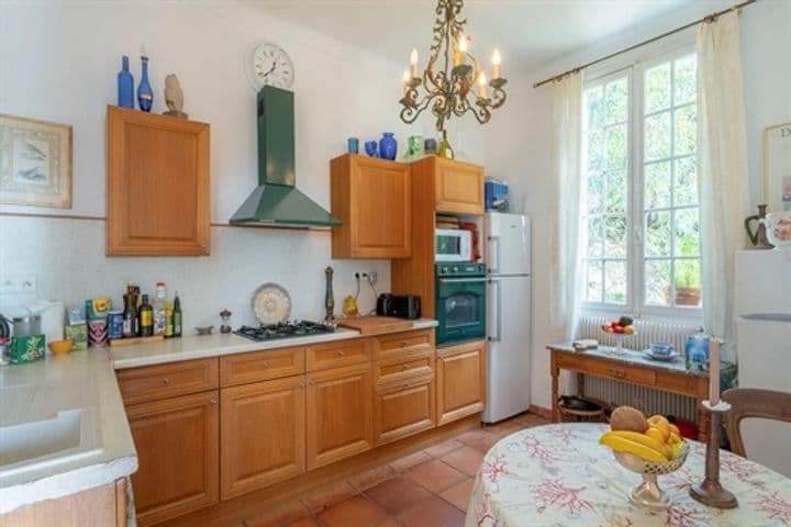 House for sale in Grasse, France - Image 8