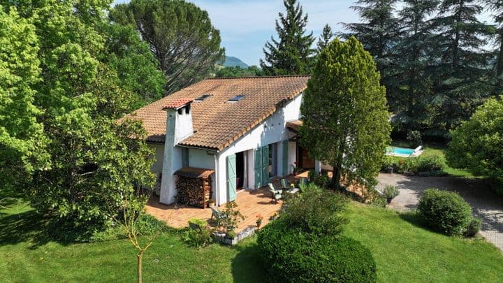 7 bedrooms house for sale in SAINT GEORGES DE LUZENCON, France