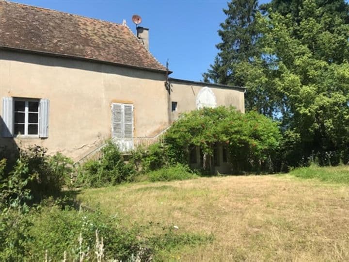 House for sale in La Clayette, France - Image 3