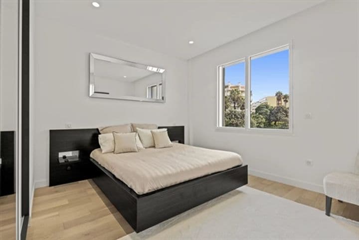 2 bedrooms apartment for sale in Cannes, France - Image 2