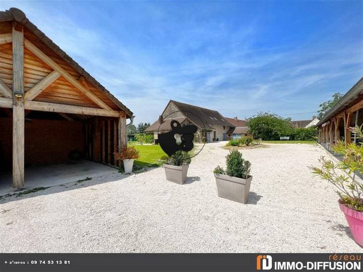 9 bedrooms house for sale in Saone-et-Loire (71), France - Image 2