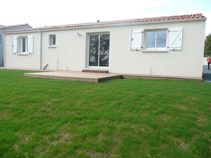 3 bedrooms house for sale in Mareuil-sur-Lay-Dissais, France - Image 8