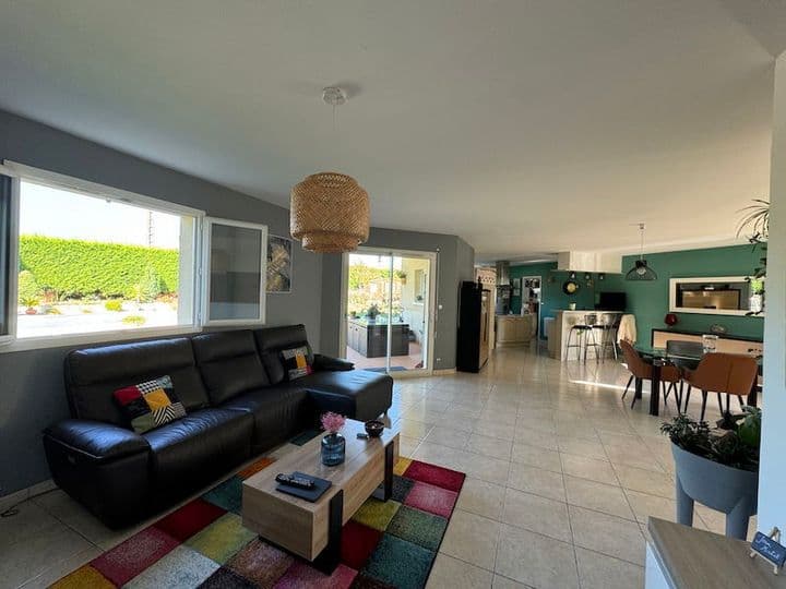 3 bedrooms house for sale in  France - Image 8