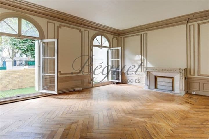 6 bedrooms house for sale in Tours, France - Image 3