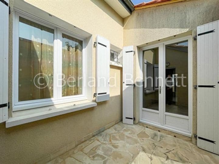 3 bedrooms house for sale in Sauze-Vaussais, France - Image 11