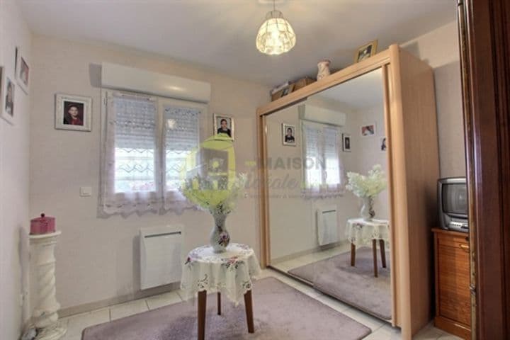 2 bedrooms other for sale in Saint-Germain-du-Puy, France - Image 2