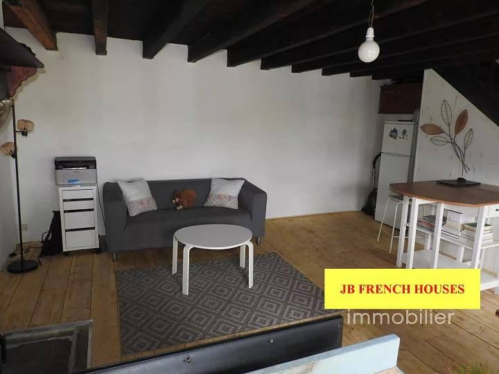 2 bedrooms house for sale in  France - Image 5